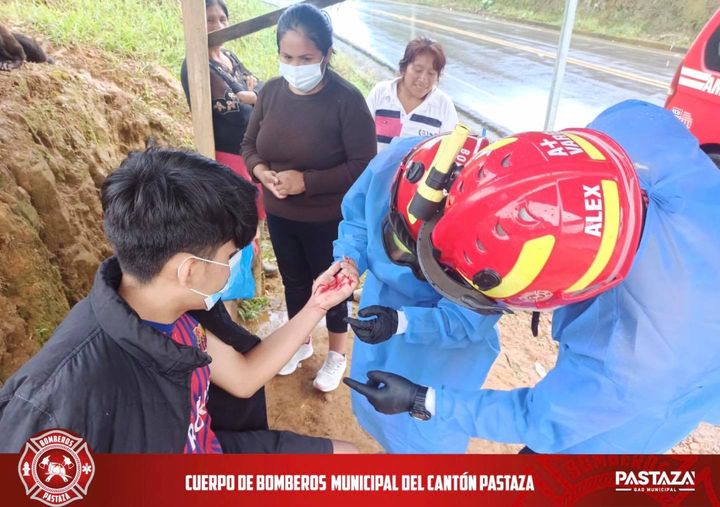 |EMERGENCIA MÉDICA|
 Por llamado del #ECU911, la unidad A4 se dirige al sector...