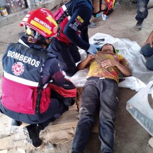 |EMERGENCIA MÉDICA|
 La unidad A5 se dirigió a las calles Riobamba y Washingto...