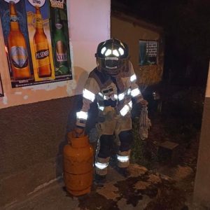 |FUGA DE GAS|...