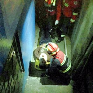 | #EmergenciaMédica | 
 Por llamado del ECU 911 personal bomberil capacitado asi...