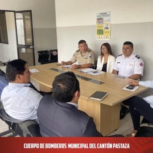 En la sala de reuniones de la ANT se mantuvo una reunión de trabajo con la Trans...