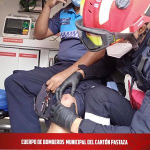 Por llamado del #ECU911, la unidad A4 se dirige a atender una emergencia médic...