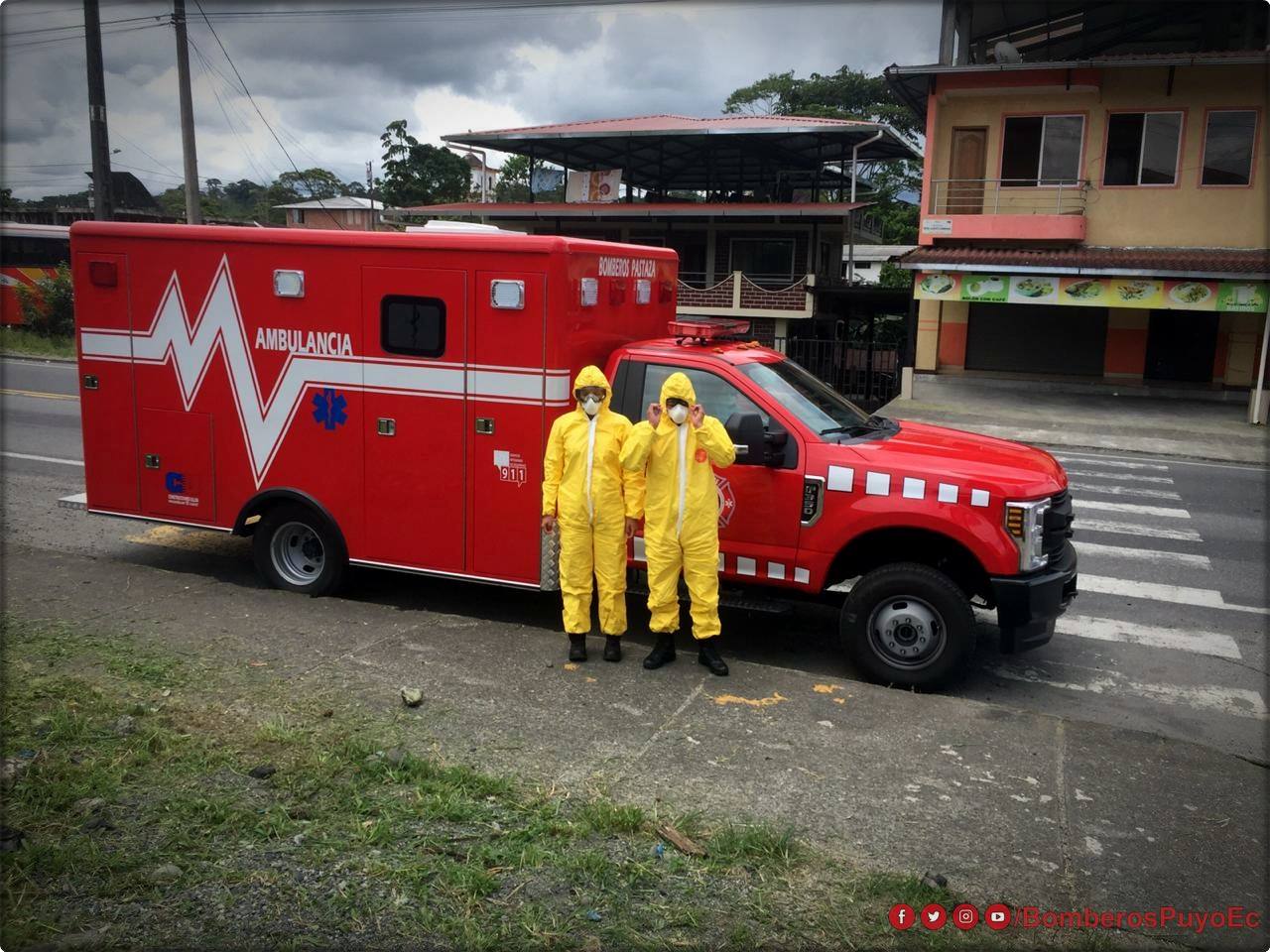 Por llamado del #ECU911 una unidad del Cuerpo de Bomberos Pastaza acude al Barri...